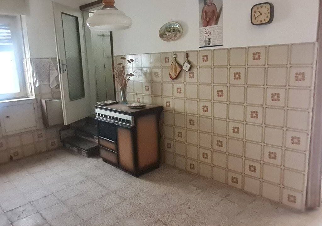 192893513-8